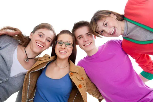 Ehemalige Schulfreunde suchen