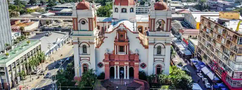 Suche nach Menschen im Bereich von Honduras