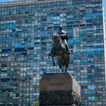 Personensuche in Uruguay